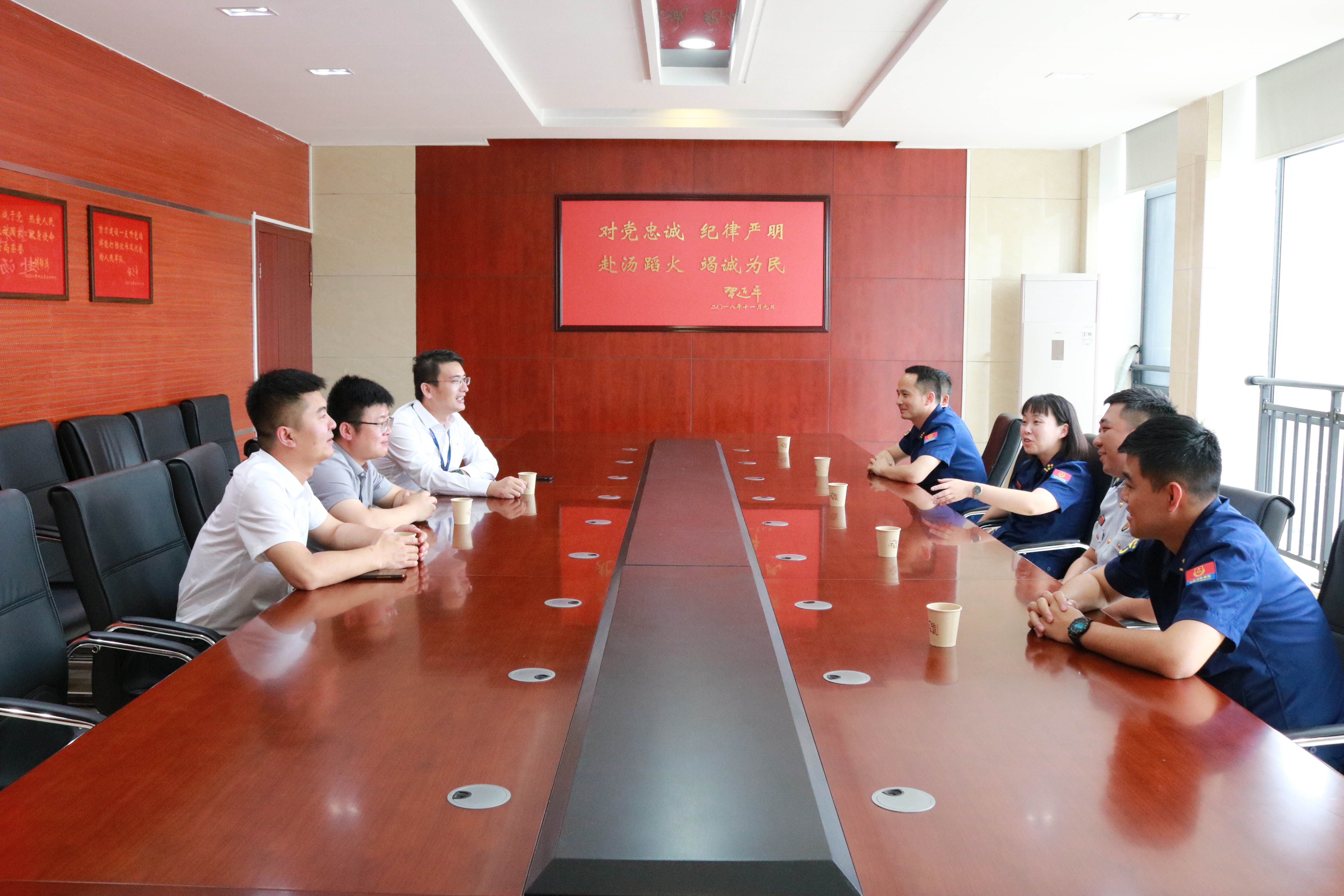 30083248.jpg 30083248.jpg