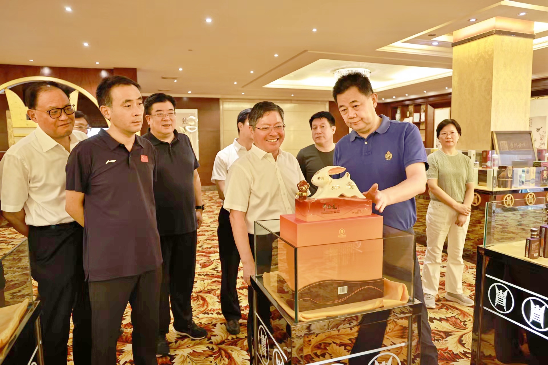 84477205.jpg 84477205.jpg