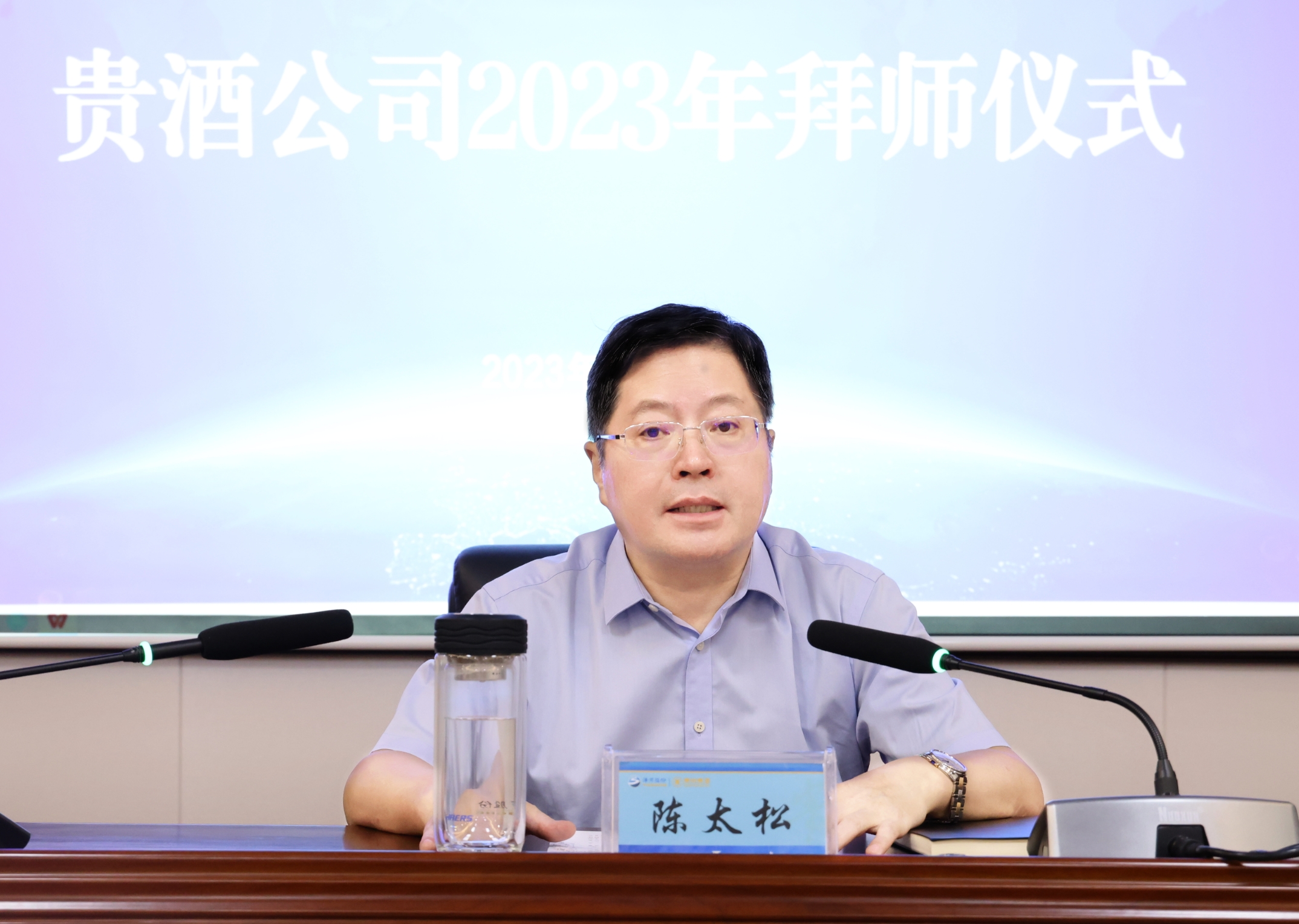 49007398.jpg 49007398.jpg