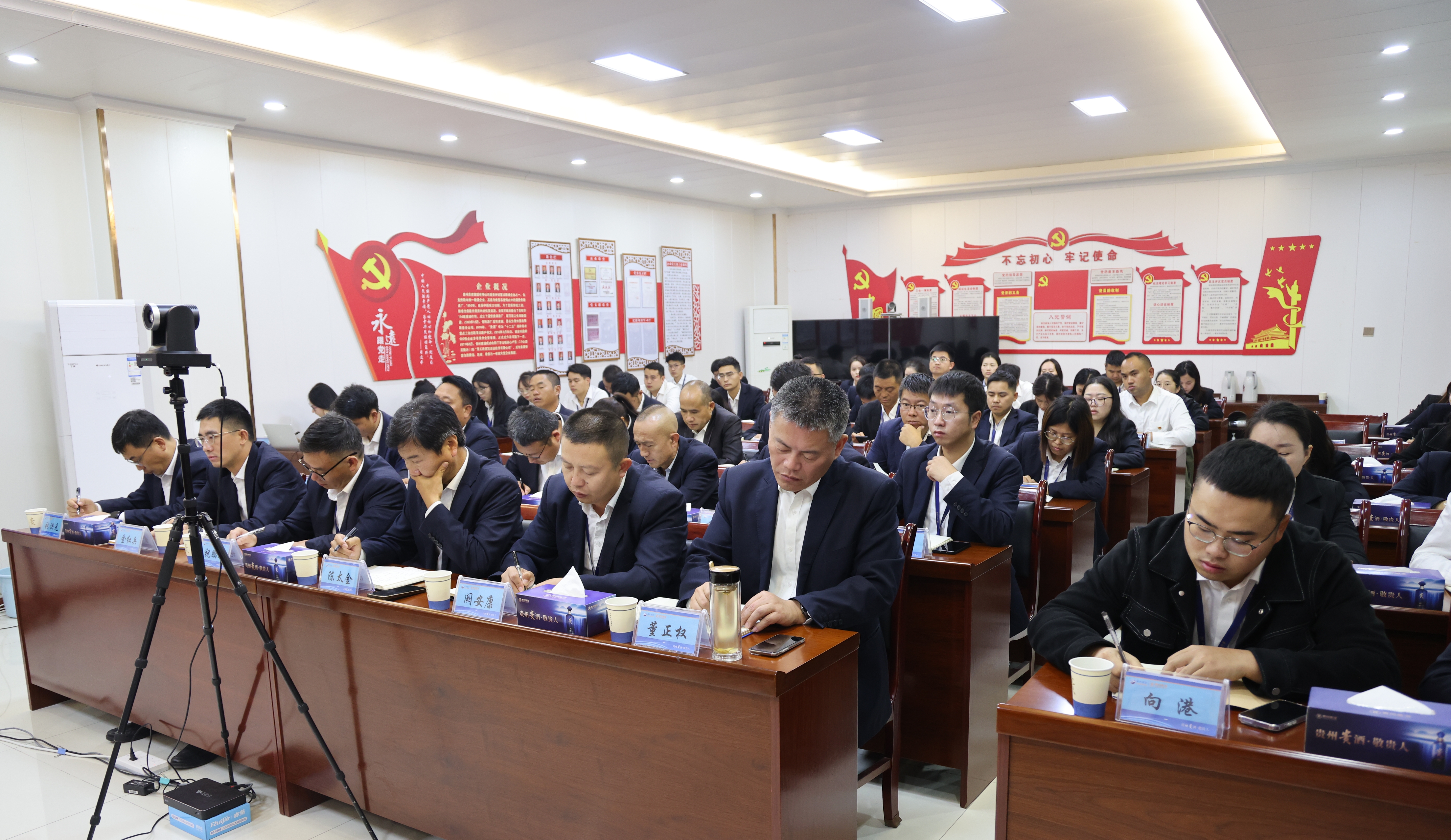 77513186.jpg 77513186.jpg