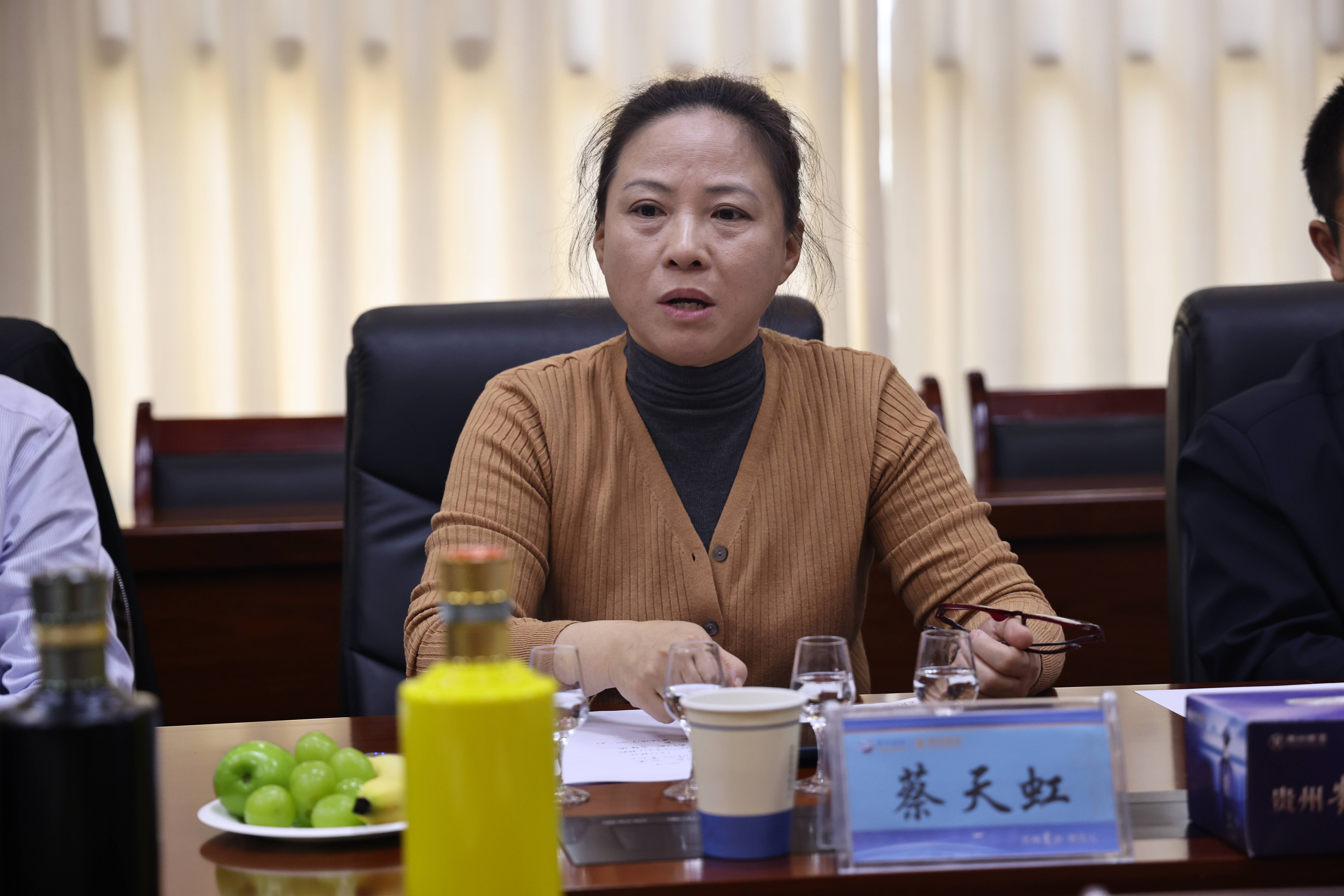 19505615.jpg 19505615.jpg