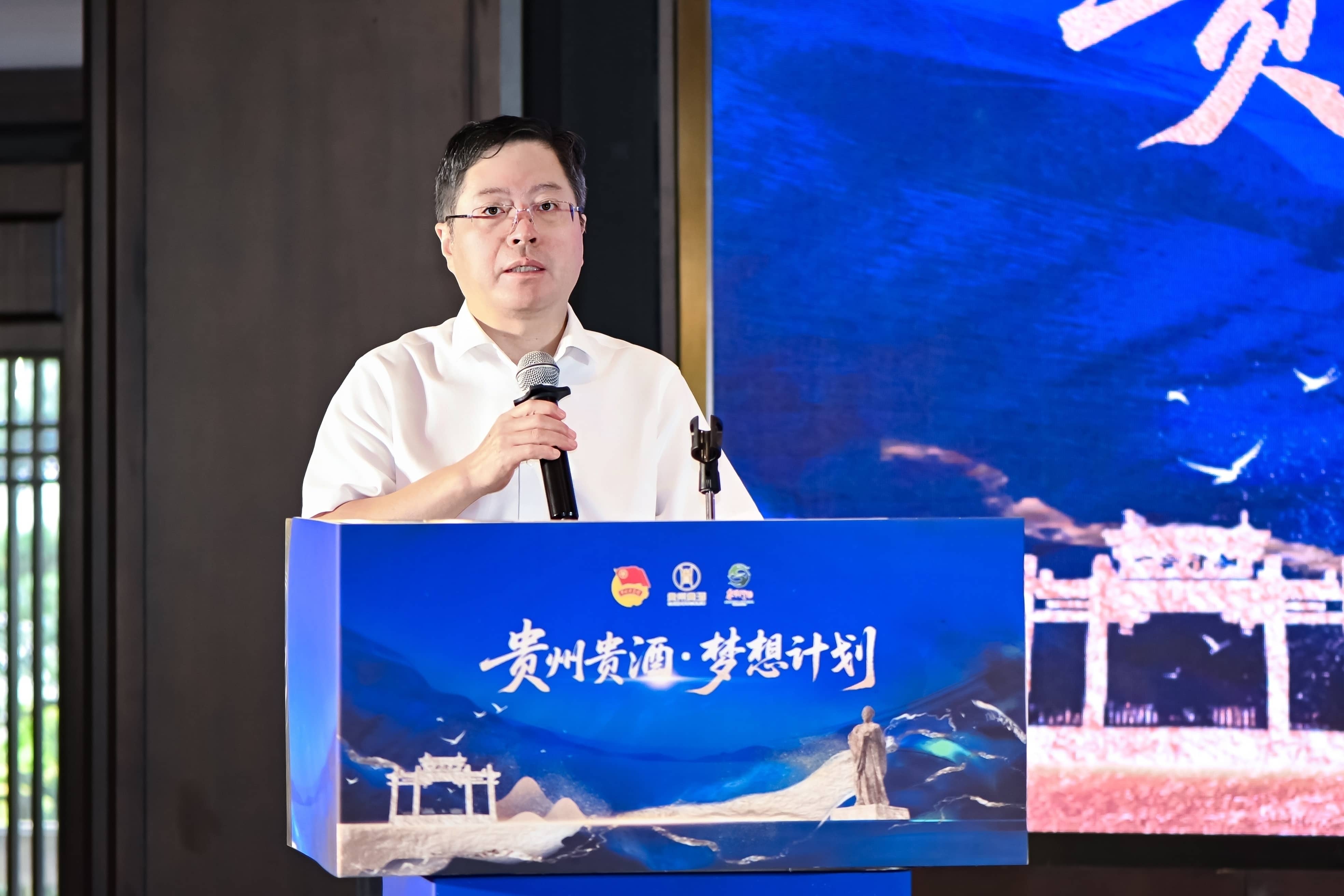 48348159.jpg 48348159.jpg